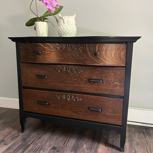 Oak Serpentine Dresser