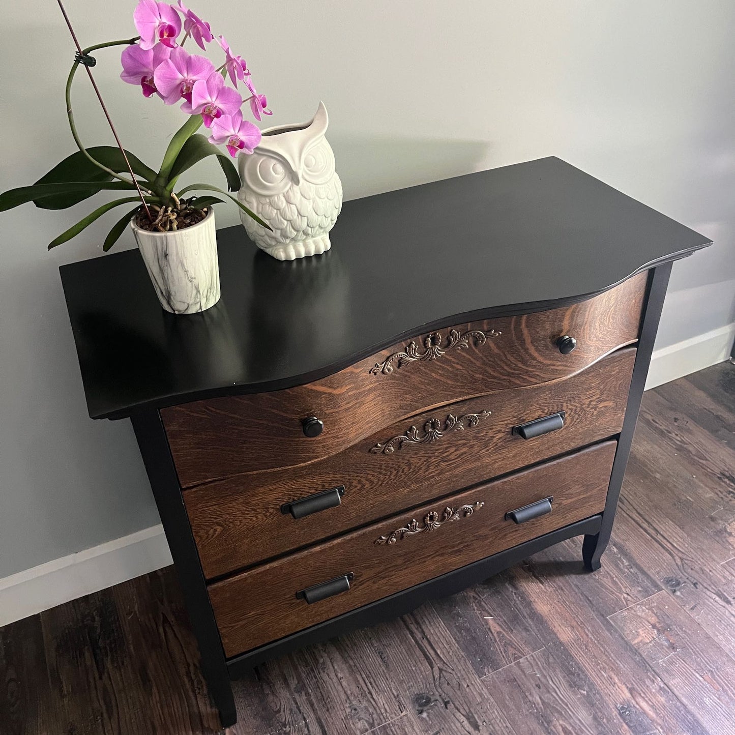 Oak Serpentine Dresser